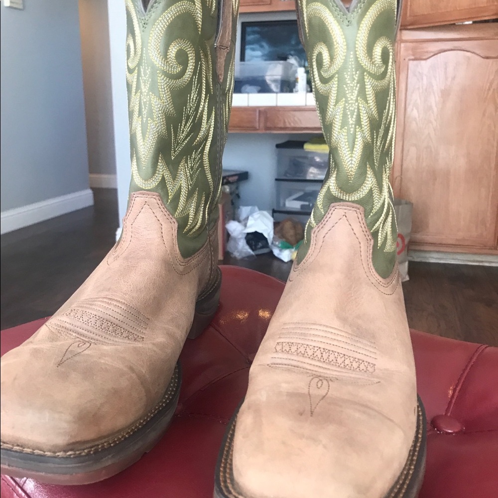 Men’s size 11 Durango boots